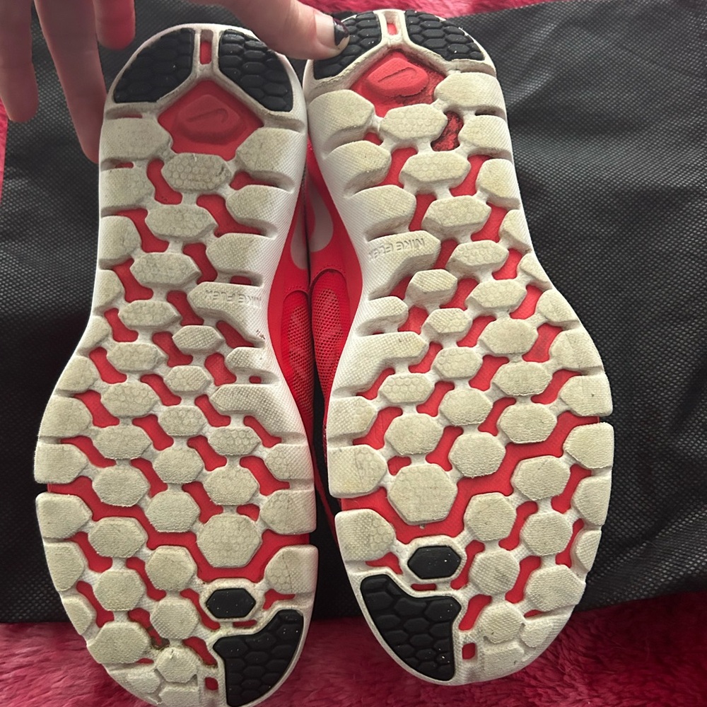 Nike Women's Athletic Shoes - Red / Orange - Picture 7 of 7